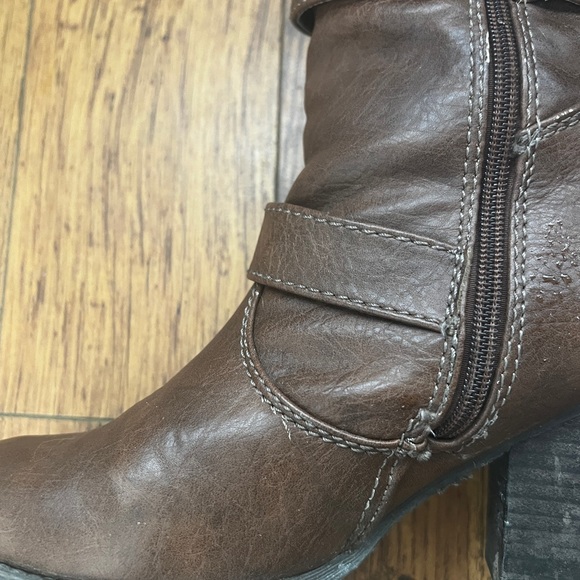 Women’s Fall Boots Buckle Strap Polyurethane size 9 brown heel - Picture 10 of 12